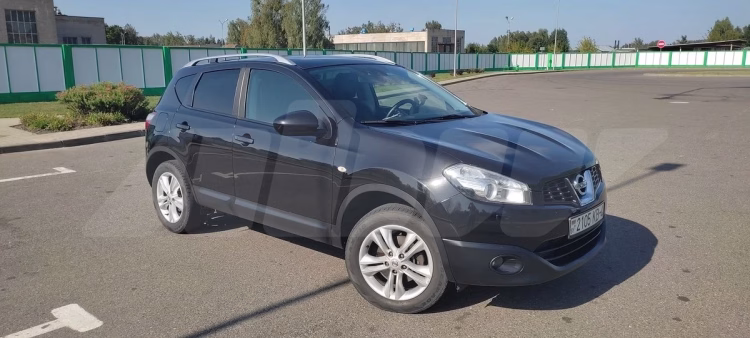 Nissan Qashqai (2)