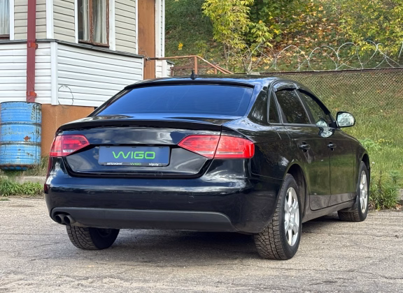 Audi A4 (6)