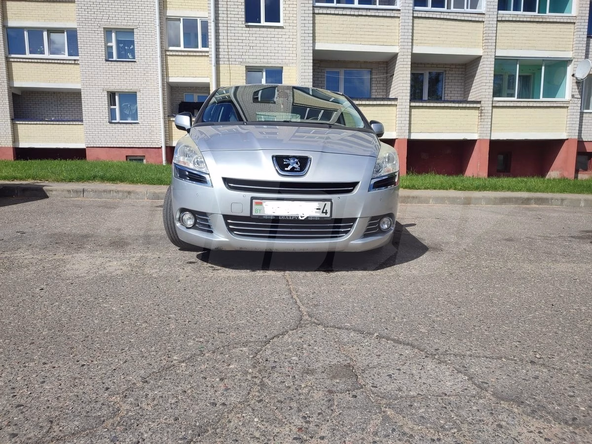 Peugeot 5008
