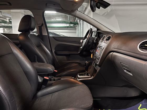 Ford Focus (12)