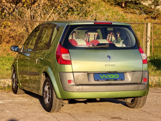 Renault Scenic (4)