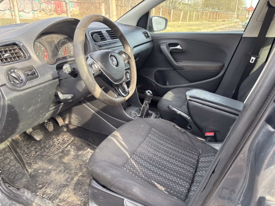 Volkswagen Polo (5)