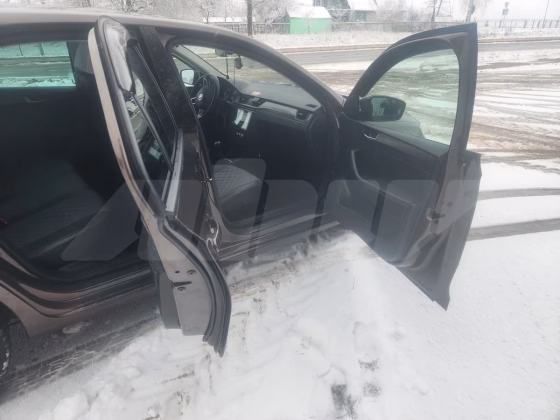 Skoda Rapid (5)