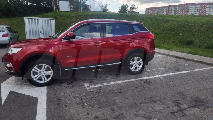 Geely Atlas (1)