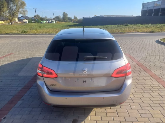 Peugeot 308 (3)