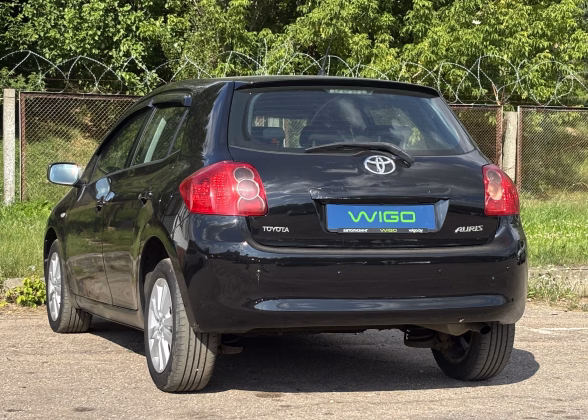 Toyota Auris (4)