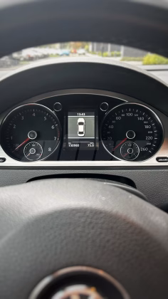 Volkswagen Passat (5)