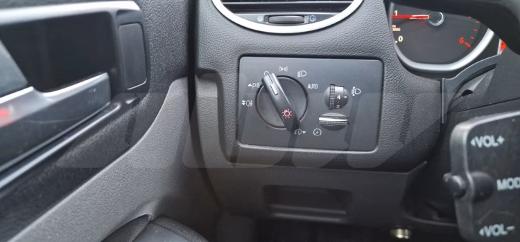 Ford Focus (12)