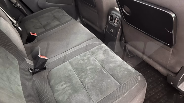 Volkswagen Tiguan (21)