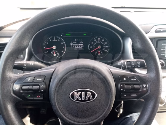 Kia Sorento (8)