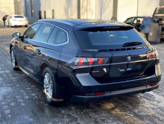 Peugeot 508 (6)