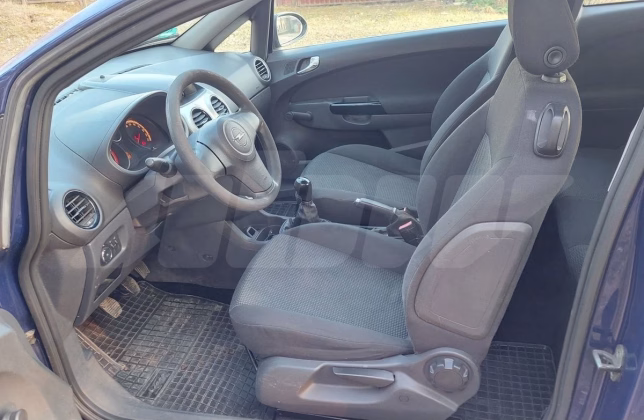 Opel Corsa (6)