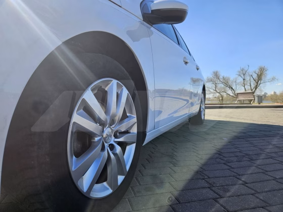 Peugeot 308 (3)