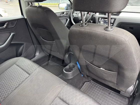 Skoda Rapid (8)