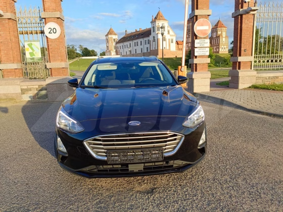 Ford Focus (1)
