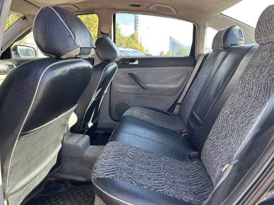 Volkswagen Passat (9)