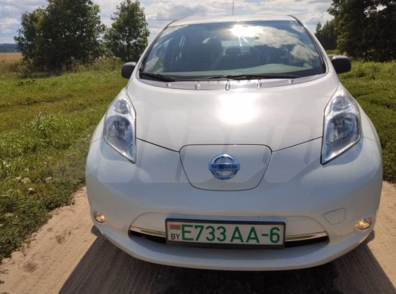 Nissan Leaf (1)