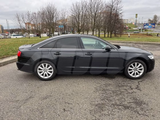 Audi A6 (11)