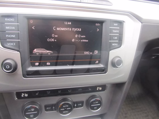 Volkswagen Passat (9)