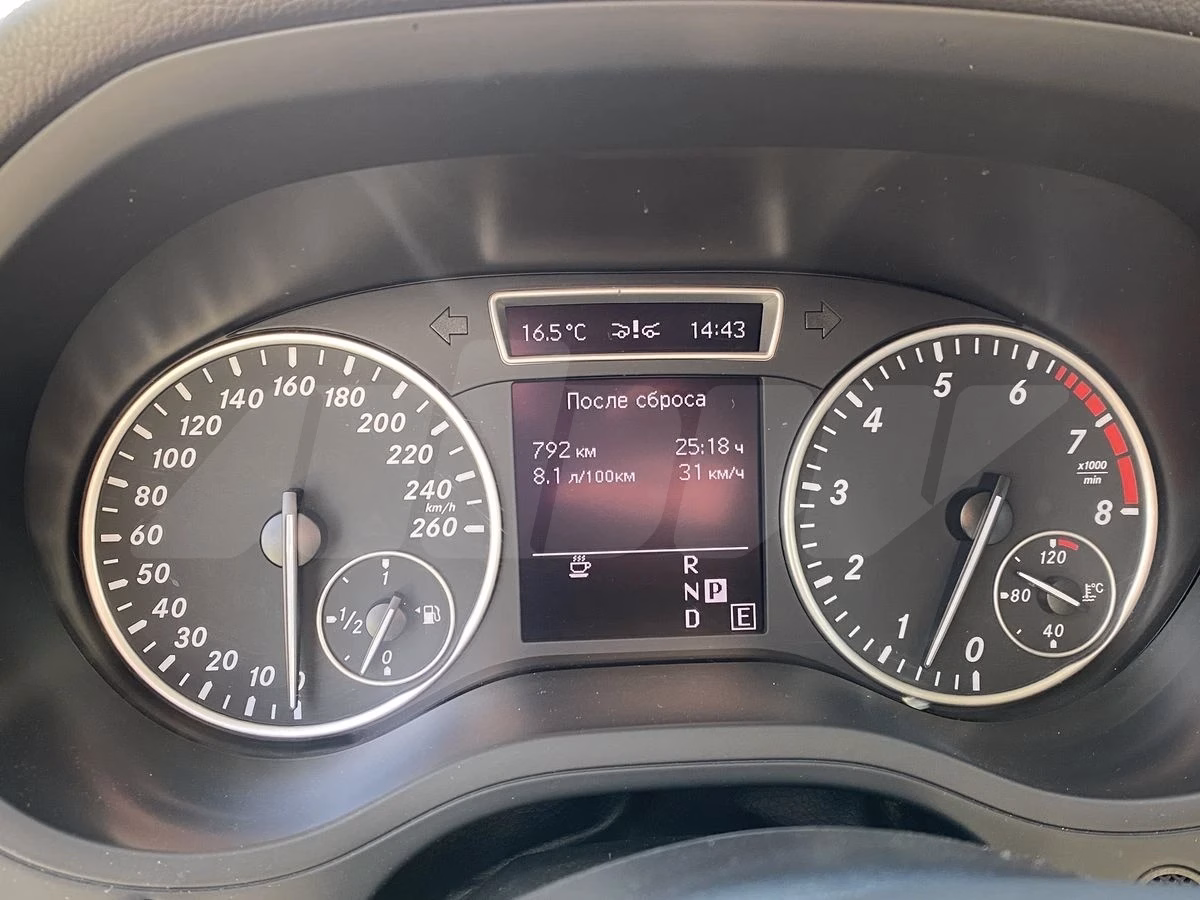 Mercedes-Benz B 160