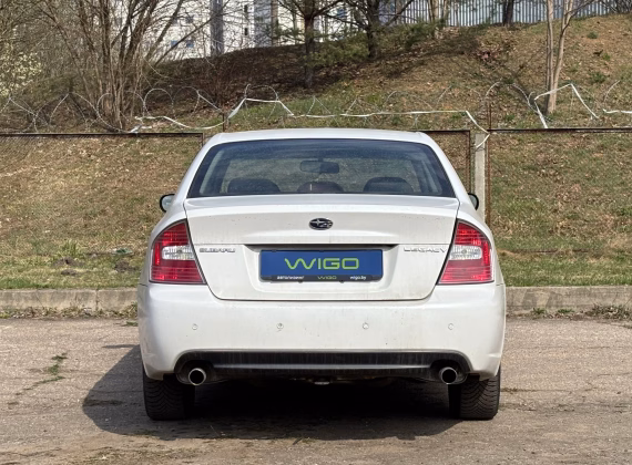 Subaru Legacy (5)