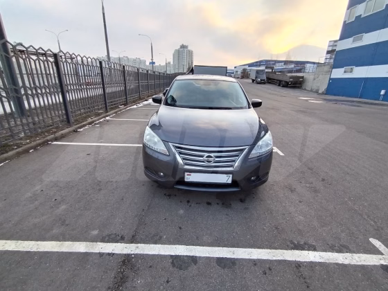 Nissan Sentra (4)