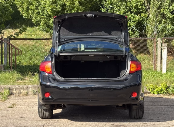 Toyota Corolla (7)