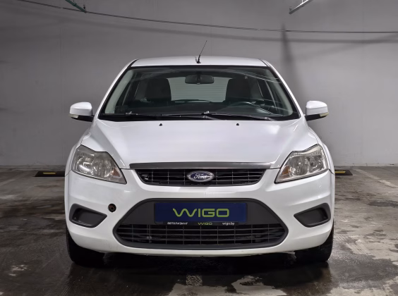 Ford Focus (2)