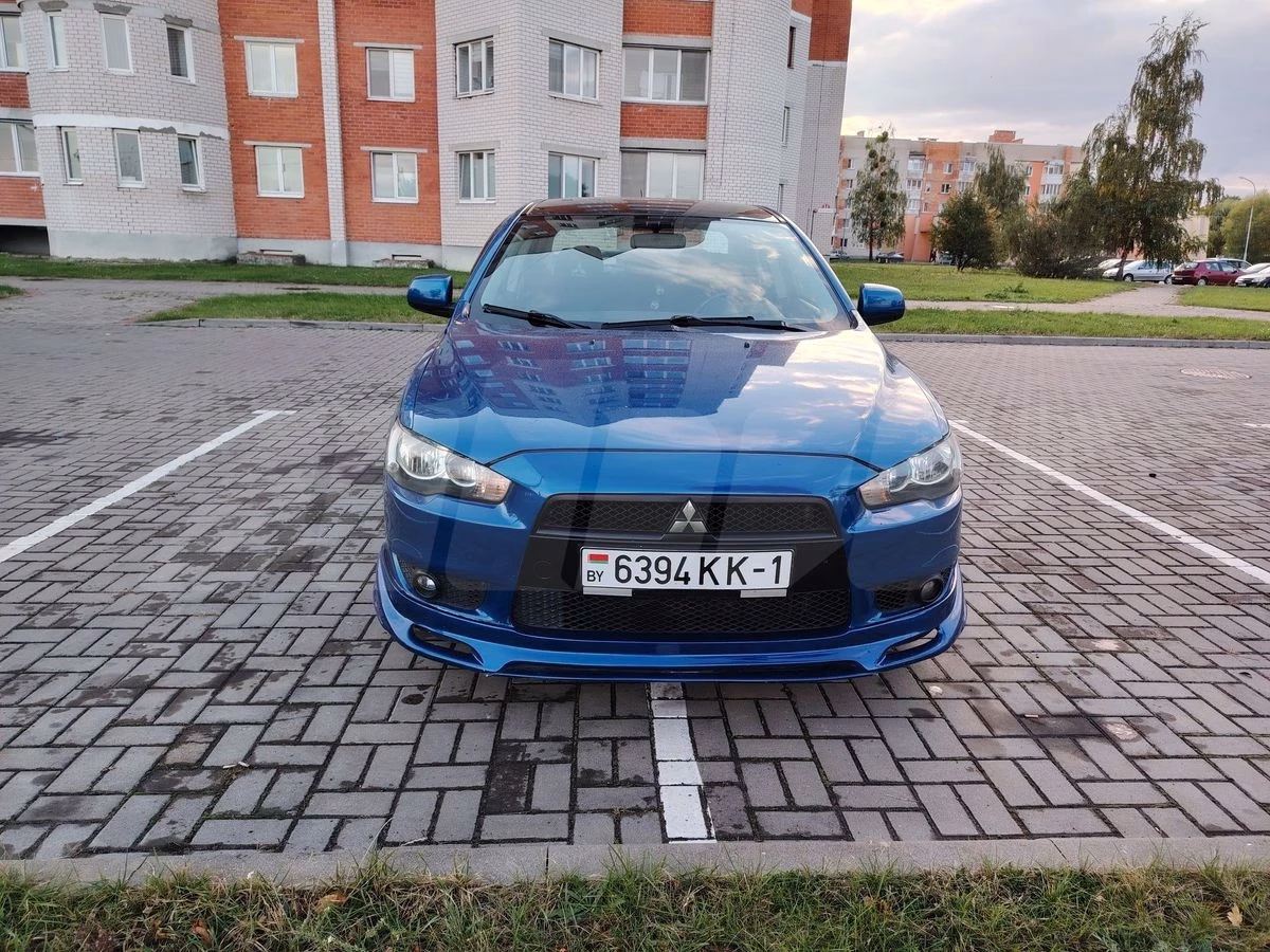 Mitsubishi Lancer