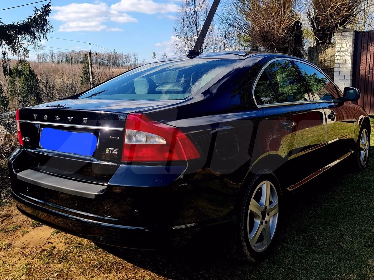 Volvo S80
