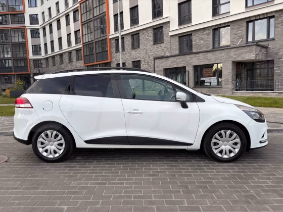 Renault Clio (3)