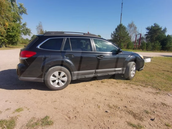 Subaru Outback (1)