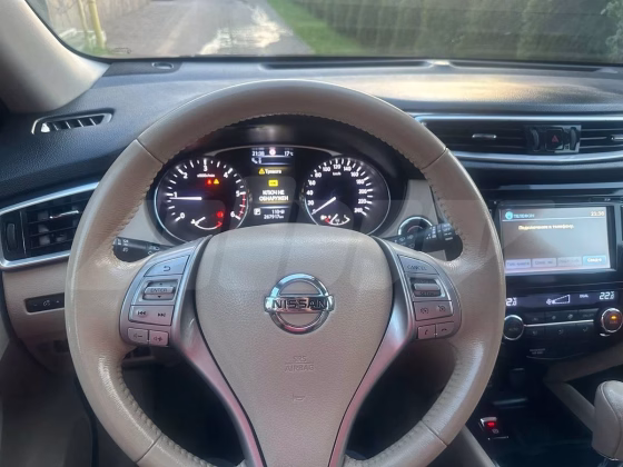 Nissan X-Trail (4)