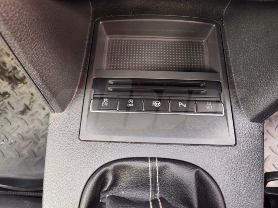 Volkswagen Touran (11)