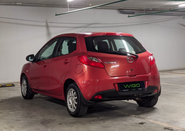 Mazda 2 (4)