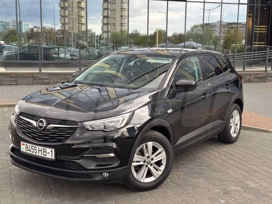 Opel Grandland X (9)