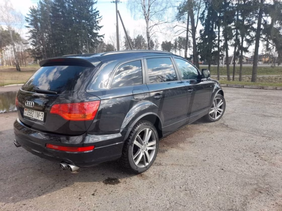 Audi Q7 (4)