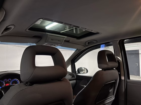 Volkswagen Sharan (11)