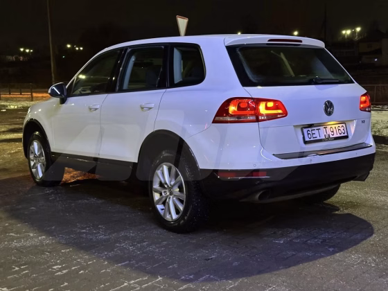 Volkswagen Touareg (5)