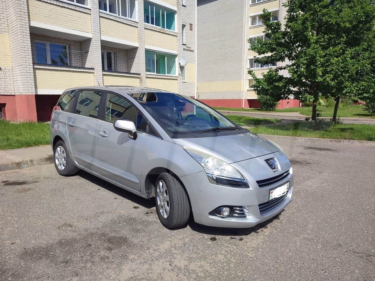 Peugeot 5008