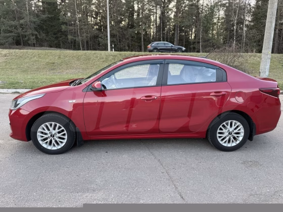 Kia Rio (1)