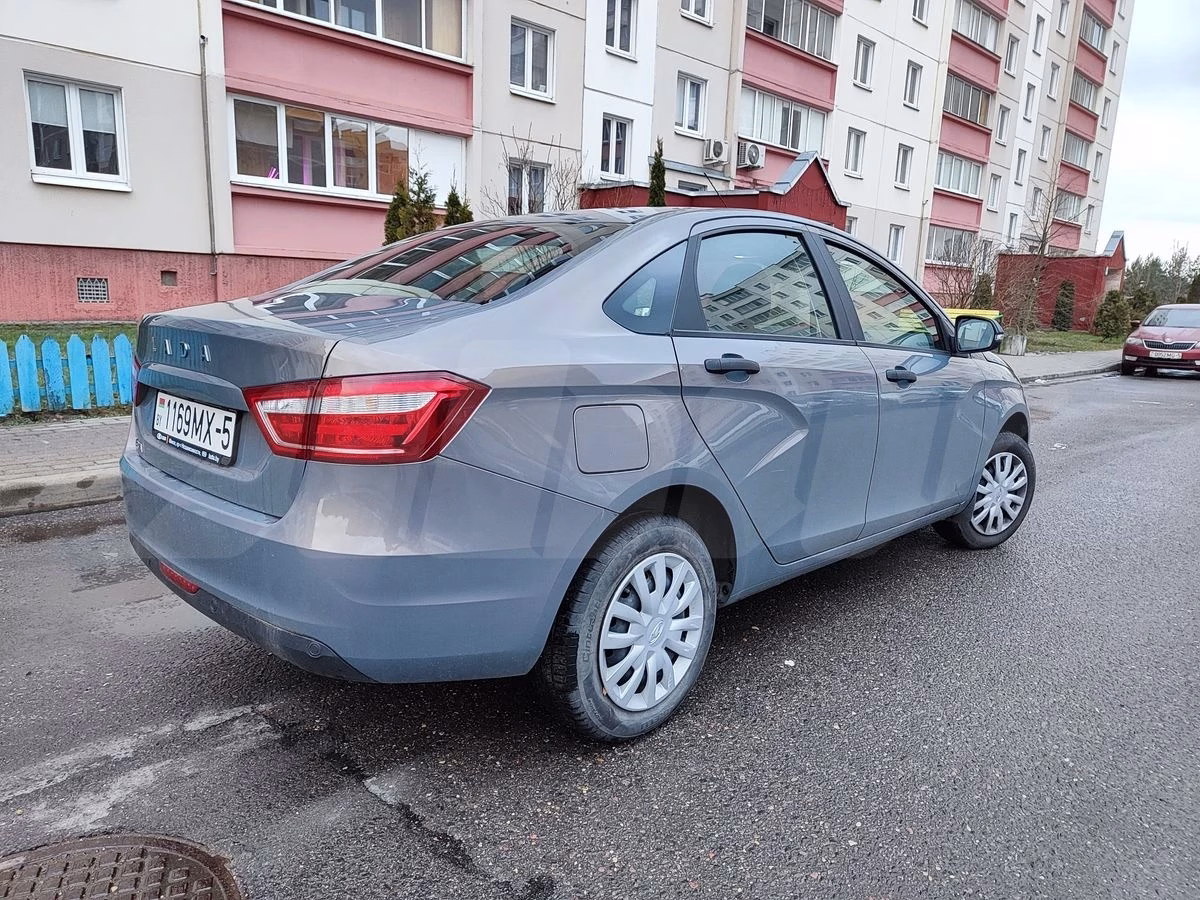 Lada Vesta