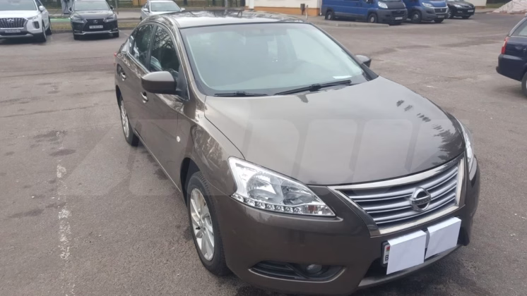 Nissan Sentra (1)