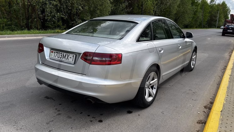 Audi A6 (24)