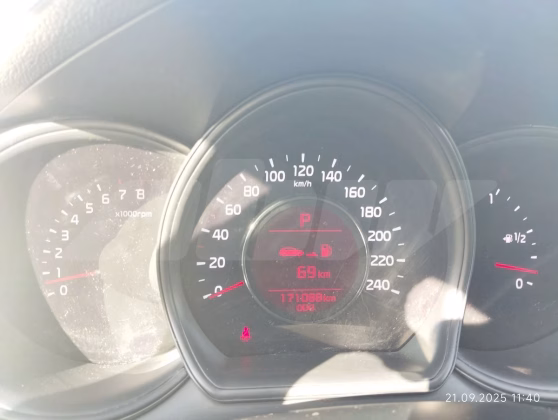 Kia Ceed (7)
