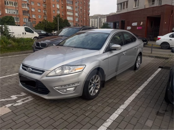 Ford Mondeo (2)