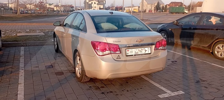 Chevrolet Cruze (1)