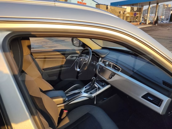 Geely Atlas (11)