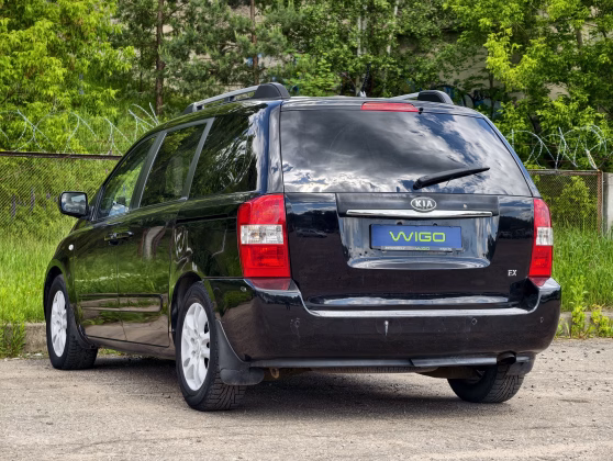 Kia Carnival (4)