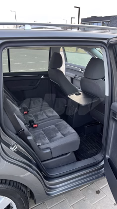 Volkswagen Touran (5)